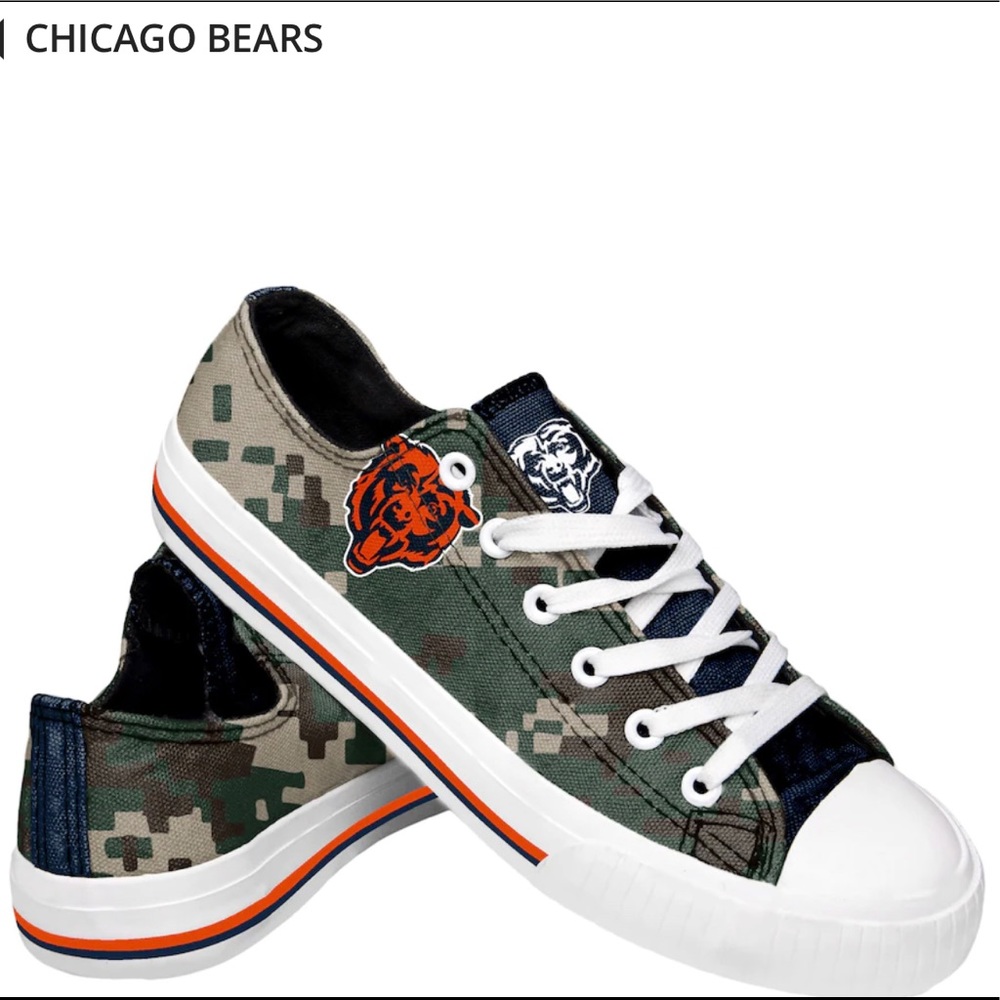 NFL Chicago Bears low top camp sneakers men’s size 9/ women’s 10.5